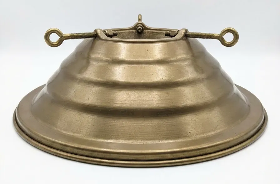 Side view of the music mechanism.